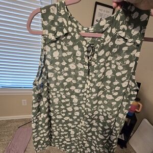 Chic Green Floral Blouse